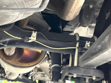 お車を安心してお乗りいただく為には、足回りの定期点検が欠かせません。サービスサポート(有償保証)では無料点検もご提供しており、安心のカーライフをお過ごしいただけるサポート体制が整っています。
