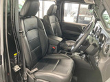 運転席でございます。