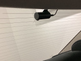 後方にもドライブレコーダーのカメラ(社外品)が付いています。前後両方でお車の周りを監視・記録いたします。