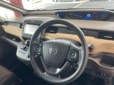 視界の良さと取り回しの良さで、たまに運転する奥様にも安心♪