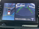 アラウンドビューは4方のカメラで真上から車を見たようにモニタで確認ができる日産自慢の装備です。周辺の安全確認、小さなお子様や障害物も確認できるので、駐車のしやすさだけでなく、事故防止にも役立ちます♪