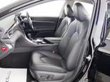 シートヒーターを装備しています!高級車ならではの装備です!シートが暖まりますので、寒い冬場も快適にご乗車頂けます!腰にも優しい!お子様や女性にも嬉しい装備ですね!!