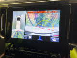 【パノラミックビューモニター】専用のカメラにより、上から見下ろしたような視点で360度クルマの周囲を確認することができます☆死角部分も確認しやすく、狭い場所での切り返しや駐車もスムーズに行えます。