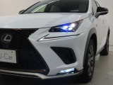 【オートライト】車外の明るさに応じて、自動的にライトの点灯・消灯をしてくれます。トンネルが続くような道でも、いちいちライトスイッチを操作する必要がありません。消し忘れの心配もありません。