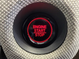 ワンプッシュでエンジンのスタート、ストップが出来て便利です。