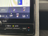 運転席、助手席にはシートヒーターが付いています。最近の冬場は例年よりも寒くなっています。。。シートヒーターがあるとないとじゃ大違い!ぜひお試しあれ!