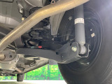 お車を安心してお乗りいただく為には、足回りの定期点検が欠かせません。サービスサポート(有償保証)では無料点検もご提供しており、安心のカーライフをお過ごしいただけるサポート体制が整っています。
