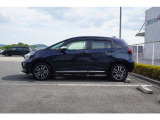 Honda SENSINGとは衝突を予測してブレーキをかけたり、前のクルマとちょうどいい距離でついていったりできる多彩な安心、快適機能を搭載した先進の安全運転支援システムです。