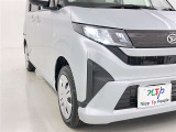 明るいライトが夜道を明るく照らしてくれます。 運転する上で、道路状況をいかに早く認識できるか重要なポイントです。 白色光が暗い道も明るく照らしてくれますよ。