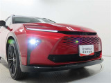 高輝度で点灯速度が速く、しかも消費電力の少ないLEDヘッドライトが装備されています!LEDの明るい光が走行中の視界の確保をサポートして、夜のドライブがより楽しく安全に運転できます♪