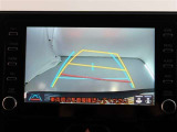 バックガイドモニターで、後方を確認しながら安心して駐車することができます。運転初心者も熟練者も必須の機能ですよ!