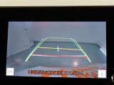 バックガイドモニターで、後方を確認しながら安心して駐車することができます。運転初心者も熟練者も必須の機能ですよ!