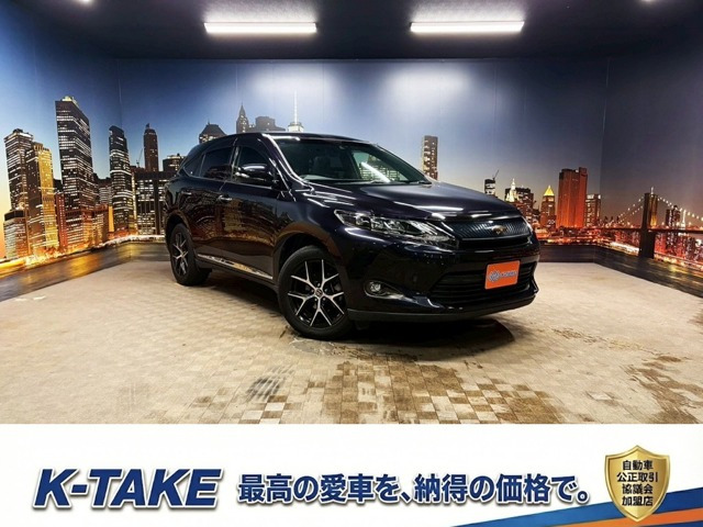 ハリアー 2.0 プレミアム スタイルアッシュ (禁煙車)(サンルーフ)(黒ハーフレザー)(純