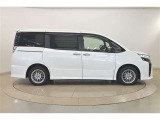 総額は岐阜県内・店頭納車、下取り車なし、1年間走行距離無制限の中古車保証付きの場合の概算です。お客様の状況により金額はかわってきますので、是非一度お問い合わせください。