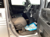 フィット性も良く、楽な運転姿勢を保てます。
