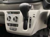 ☆サービス工場完備。車検やオイル交換などメンテナンスもお任せください!☆