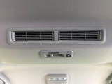 【サーキュレーター】エアコンの風を後部座席まで届けてくれ、広い車内空間でも素早く快適な温度になります♪真夏や真冬に便利な機能です。