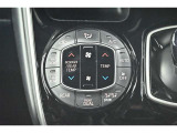 左右独立温度コントロールフルオートエアコンです。運転席、助手席それぞれで独立して温度設定ができます。冷え性の方が乗っても安心ですね♪