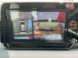 上から車を見下ろしたような画面が駐車をサポート、運転が苦手な方でも安心してお使い頂けます!!