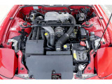 メーカー組み立てのリビルトエンジンとマツダパーツ取扱いのターボに積替え、そのほか劣化がみられる周辺パーツを純正新品交換してレストアしています。