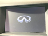【メーカー純正ナビ】インテリアに溶け込むスタイリッシュな「専用設計」メーカーナビを装備♪視認性や操作性など基本性能にも優れ、より上質なカーライフをお楽しみいただけます。