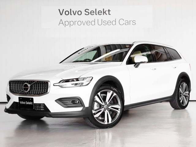 V60クロスカントリー ウルトラ B5 AWD 4WD