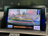 【バックカメラ】運転席から画面上で安全確認ができます。駐車が苦手な方にもオススメな便利機能です。