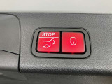 【パワーバックドア】ワンタッチでバックドアが開き、閉める場合もワンタッチで操作可能で便利性UPです☆運転席からも、スマートキーからの操作も可能です♪