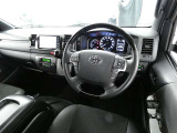見通しのよいすっきりとした視界で、誰でも運転しやすいです。運転のしやすさは疲れにくさにも繋がりますよ♪