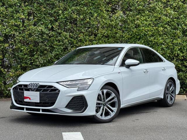 A3セダン 40 TFSI クワトロ Sライン 4WD