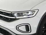LEDヘッドライトを採用しています 長寿命で明るいヘッドライト