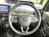 【ステアリングスイッチ】運転中、前方から目線をそらすことなく、オーディオ等の操作が可能な便利機能!安心&快適なドライブを演出してくれます♪