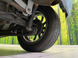 お車を安心してお乗りいただく為には、足回りの定期点検が欠かせません。サービスサポート(有償保証)では無料点検もご提供しており、安心のカーライフをお過ごしいただけるサポート体制が整っています。