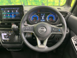 【ステアリングスイッチ】運転中、前方から目線をそらすことなく、オーディオ等の操作が可能な便利機能!安心&快適なドライブを演出してくれます♪