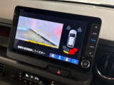 バックギアに入れるだけで自動でリヤカメラに切り替わります!車庫入れやバックが苦手な方にオススメ!