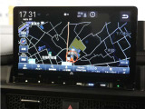 純正11.4インチHondaCONNECTナビ(LXM-247VFLi)&バックカメラが装備されているので、普段の使い勝手もロングドライブも快適です。