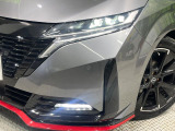 【LEDヘッドライト】悪天候や夜間走行時も良好な視界を確保し安心して運転できる高輝度LEDヘッドライトを装備!点灯速度が早く、消費電力も抑えられています。