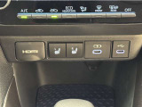 シートヒーター装備!エアコンに比べて暖まるスピードが速いので冬でも快適に過ごせます