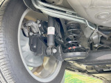 お車を安心してお乗りいただく為には、足回りの定期点検が欠かせません。サービスサポート(有償保証)では無料点検もご提供しており、安心のカーライフをお過ごしいただけるサポート体制が整っています。