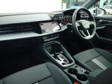 新型の車種から、お求めやすいモデルまで幅広く取り扱っております。