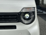 LEDヘッドライトは、点灯の瞬間から最大光量を発揮し、突然暗くなるトンネルなどでの安定感を高めます。