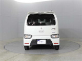 中古車の内外装の状態などをひと目で分かるよう、プロの検査員が実施した「車両検査証明書」をご用意しています。