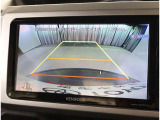 バックガイドモニターで、後方を確認しながら安心して駐車することができます。運転初心者も熟練者も必須の機能ですよ!
