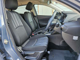 【運転席シート】へたりがちな運転席も大きなへたりがなく、綺麗な状態です。