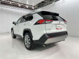 荷物をたっぷり載せて広々ドライビング♪夏でも冬でも、アウトドアやショッピングを思い切り楽しみましょう!