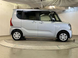 運転席の操作でオートスライドドアが開閉します!同乗者に優しく!とっても便利な機能です!