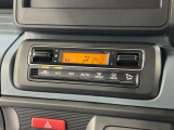 フルオートエアコンで1年中車内は快適!