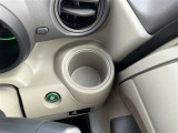 運転席側のドリンクホルダーです!
