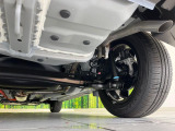 お車を安心してお乗りいただく為には、足回りの定期点検が欠かせません。サービスサポート(有償保証)では無料点検もご提供しており、安心のカーライフをお過ごしいただけるサポート体制が整っています。