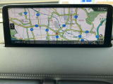 8.8インチにサイズUPした、マツダコネクト。センターコマンダーはタッチパッド型になっており、ナビ地図の縮小/拡大も簡単に行えます。